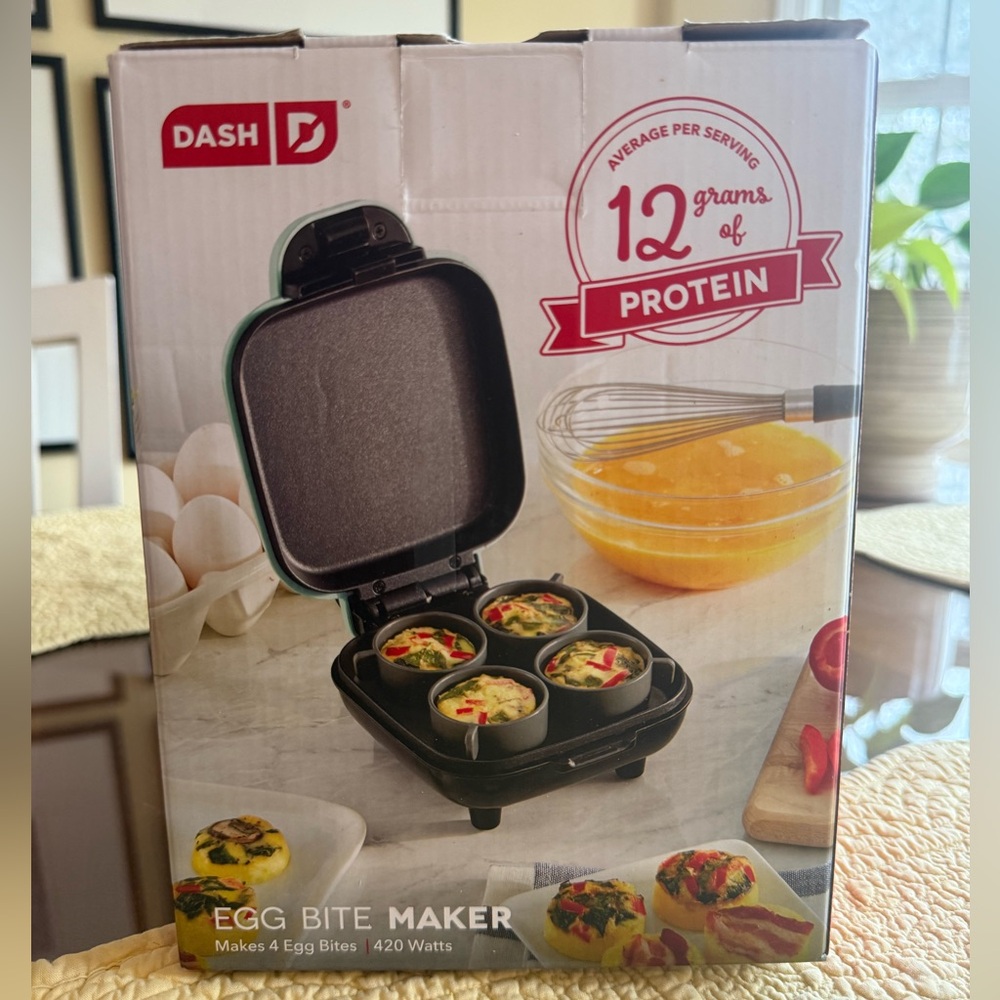 Dash 4 Egg Bite Maker retail $39-$25